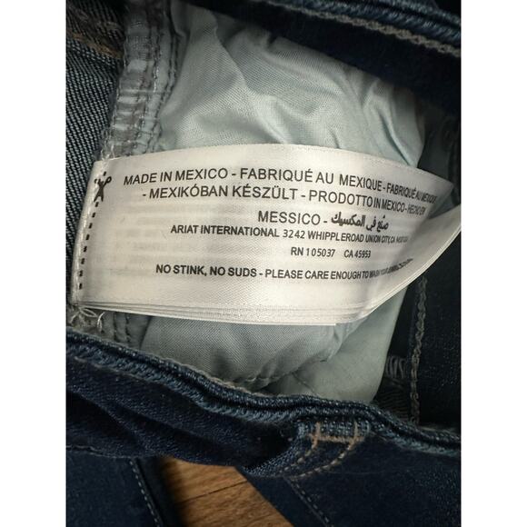 ARIAT Women's Ultra Stretch Perfect Rise Katie Flare Jean 28R - Picture 13 of 16